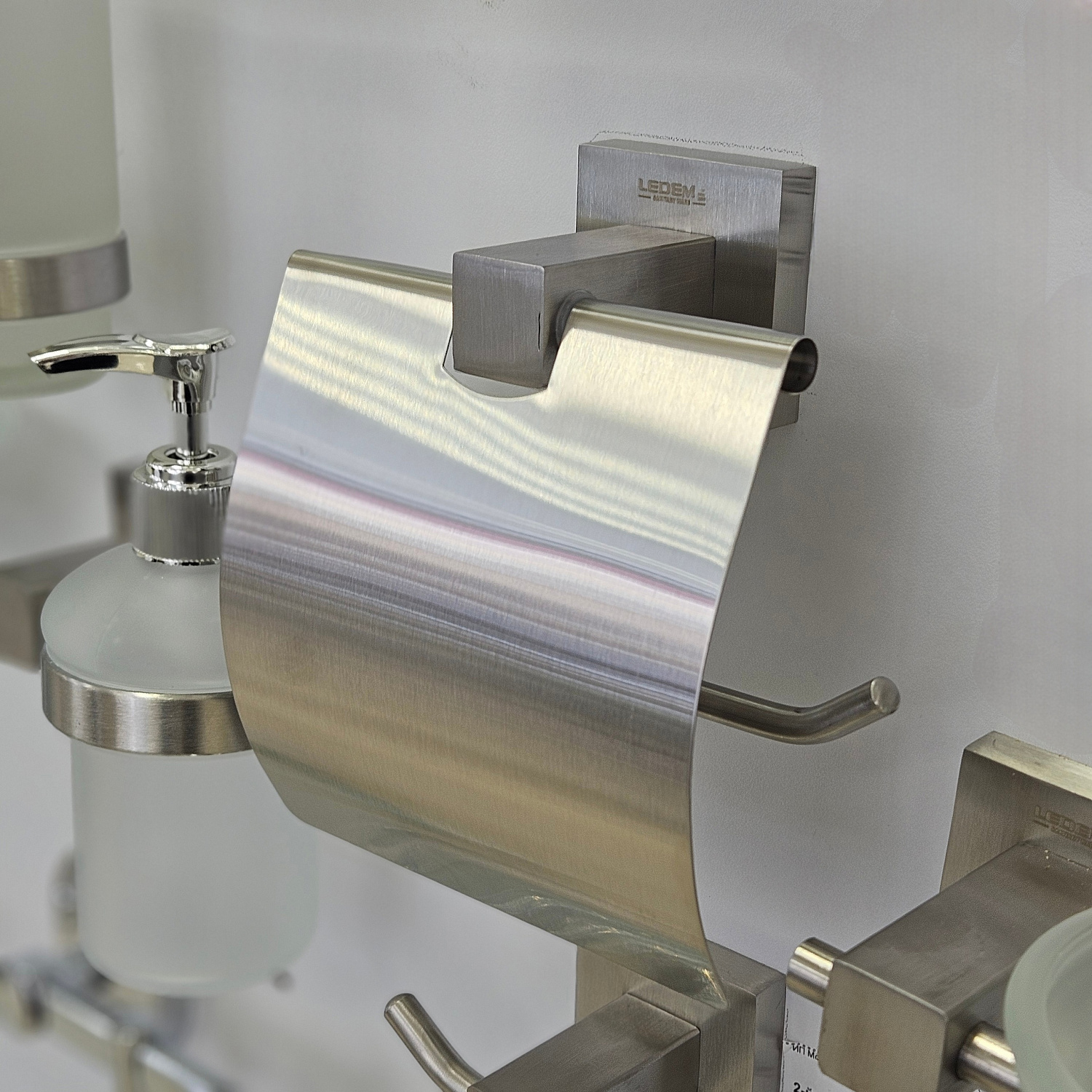 Новинка - смесители из нержавеющей стали!